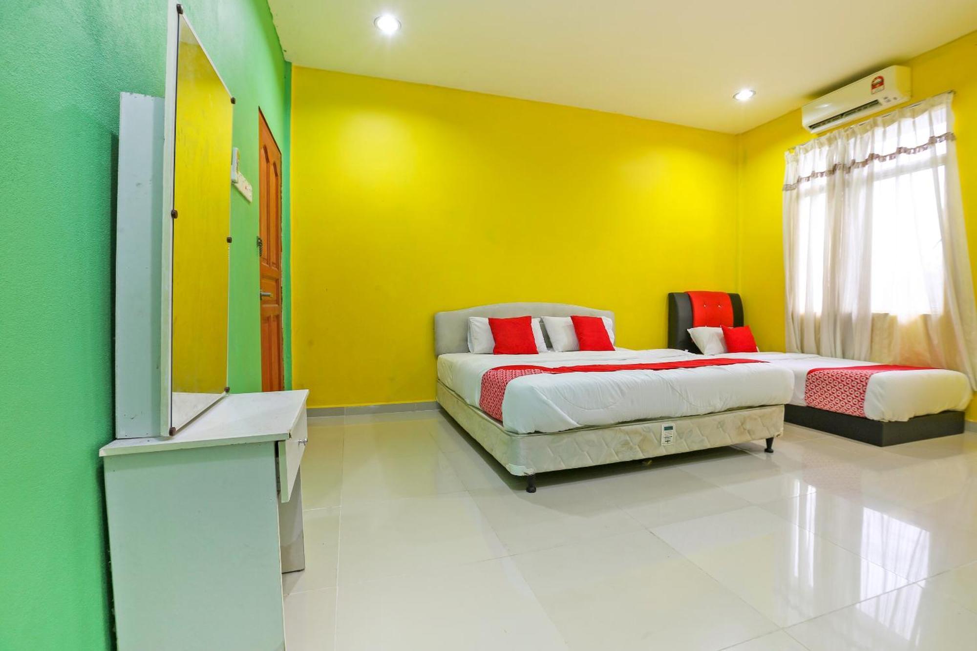 Jeli Oyo 89933 Nun Hotel מראה חיצוני תמונה