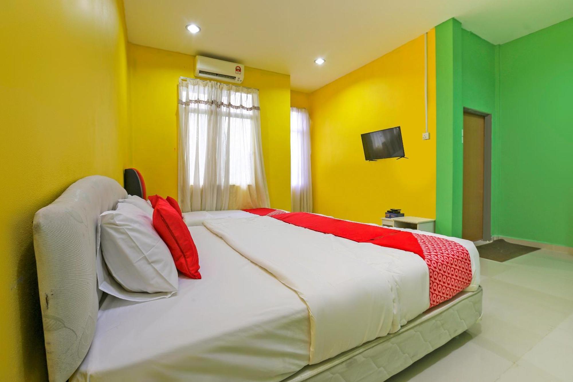 Jeli Oyo 89933 Nun Hotel מראה חיצוני תמונה