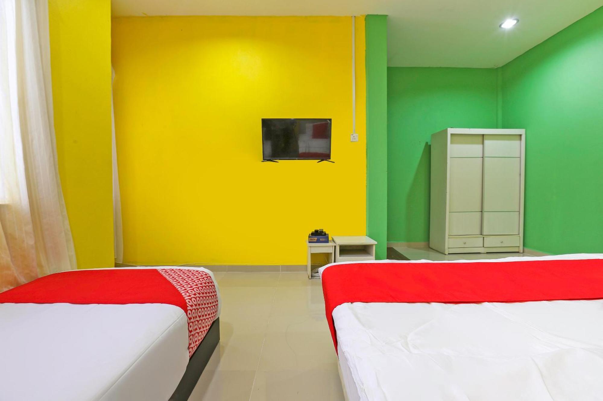 Jeli Oyo 89933 Nun Hotel מראה חיצוני תמונה
